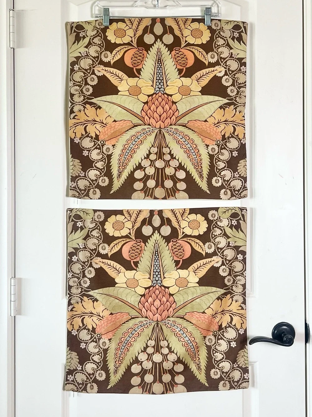Pottery Barn Vintage 2013 Botanical Paisley Pillow Covers Linen Blend Set